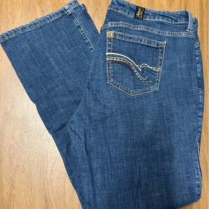 Wrangler Aura size 14 jeans